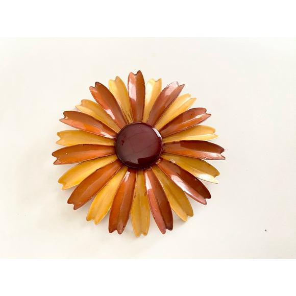 Large Vintage Two tone Brown Yellow Retro Enamel Flower Brooch Pin - Picture 2 of 4